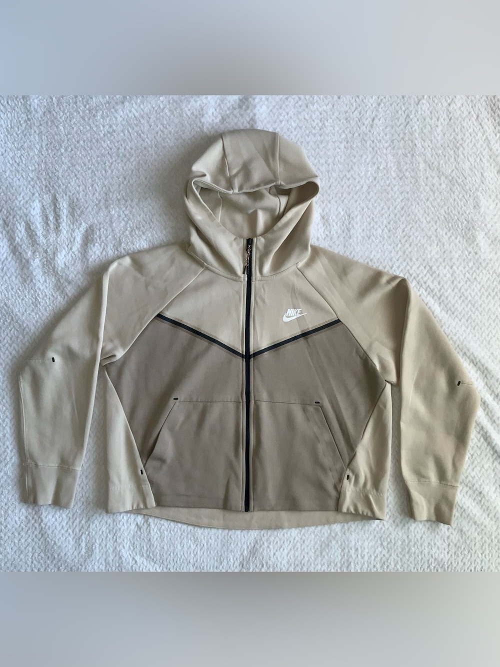 Nike Women's Sportswear Tech Fleece Windrunner Full-Zip Hoodie